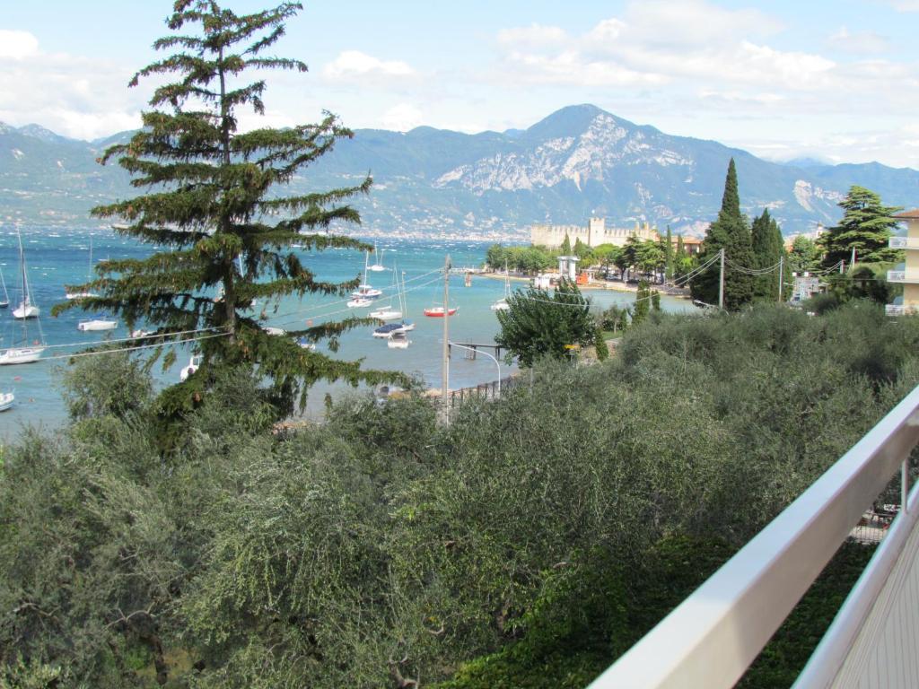 Hotel San Faustino Torri Del Benaco Exteriér fotografie